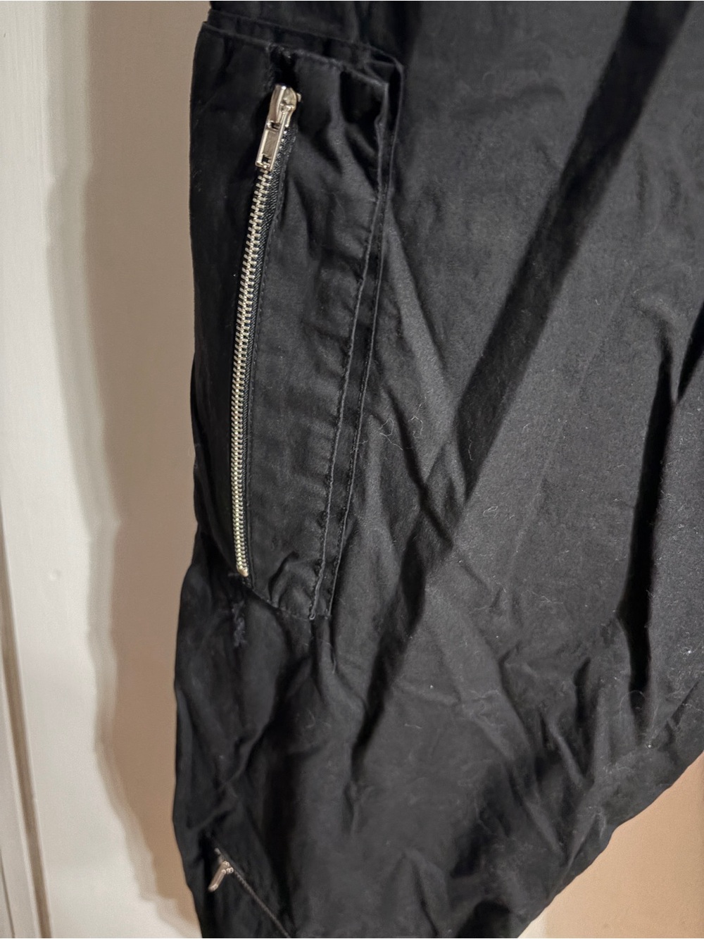 🧡 1X Rue Black Cargo Jogger Pants with Zipper Details - Picture 6 of 13